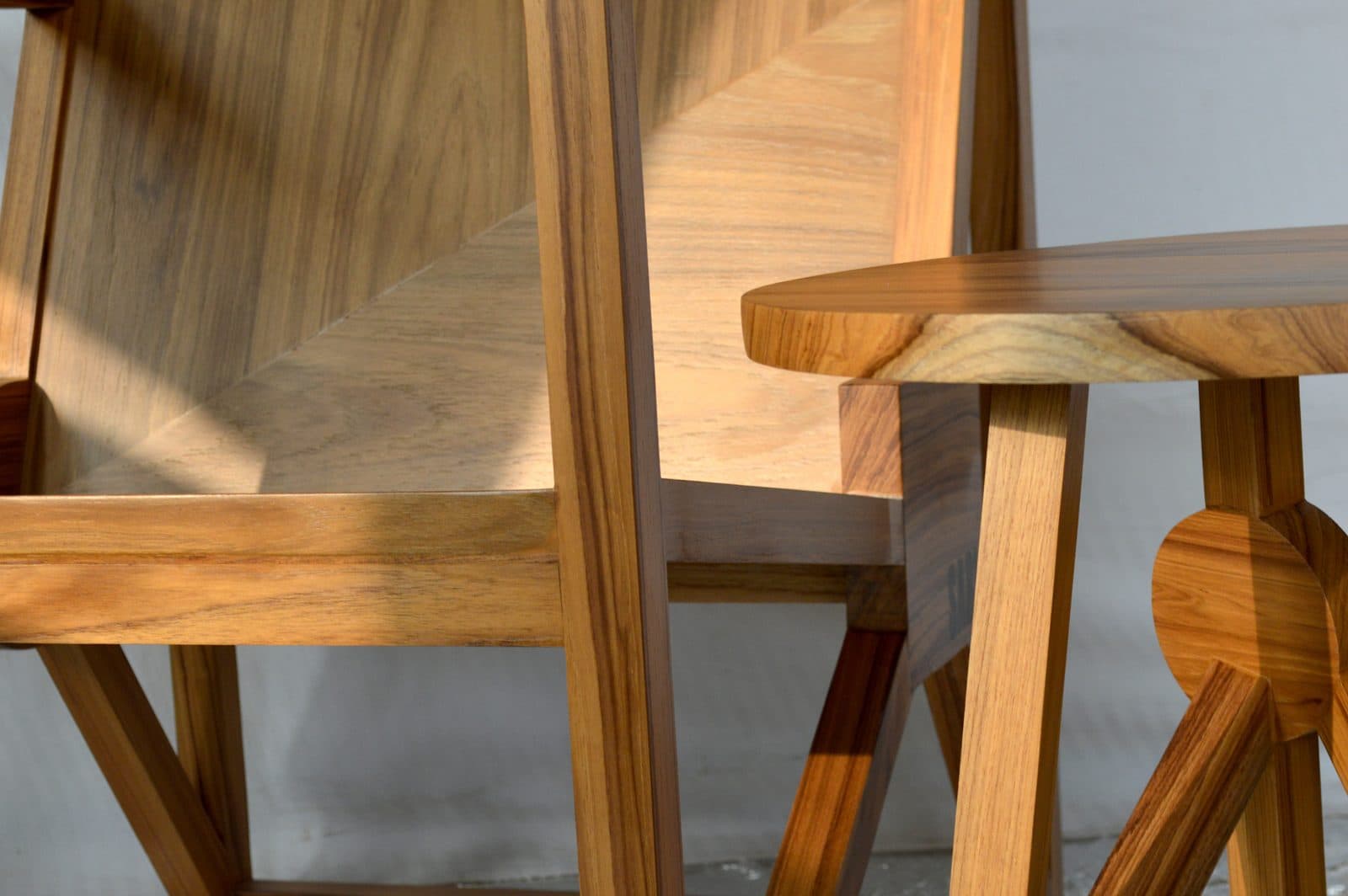 Detail of the nail-free teak joinery